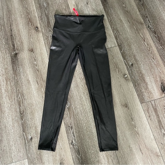 SPANX Faux Leather Black Leggings Size Large - Picture 4 of 10